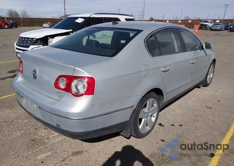 2009 Volkswagen Passat Komfort from USA, damaged, VIN WVWJK73C49P035612